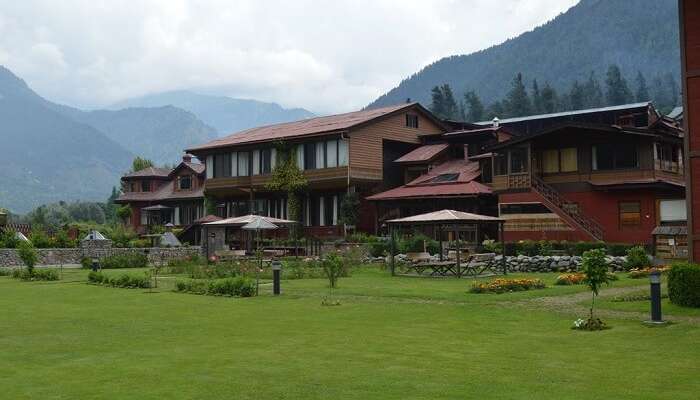 10 Best Hotels In Pahalgam For A Holiday Like Never Before