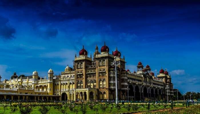 Here Are The 12 Astounding Places To Visit In Karnataka In March 2021