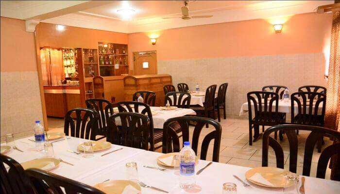 Hotel Highland Regency