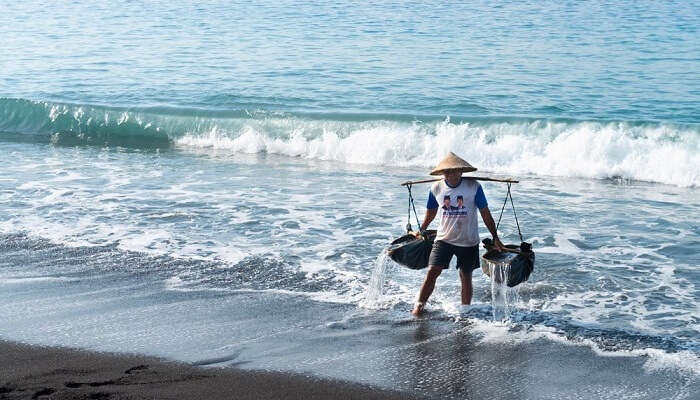 Worker at Padang Bai