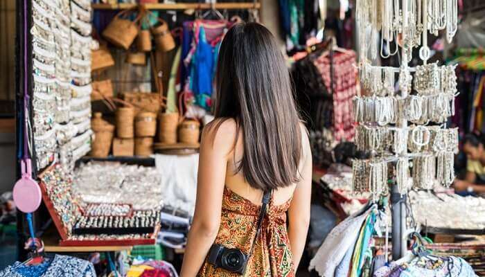 Souvenir shops at Ubud market