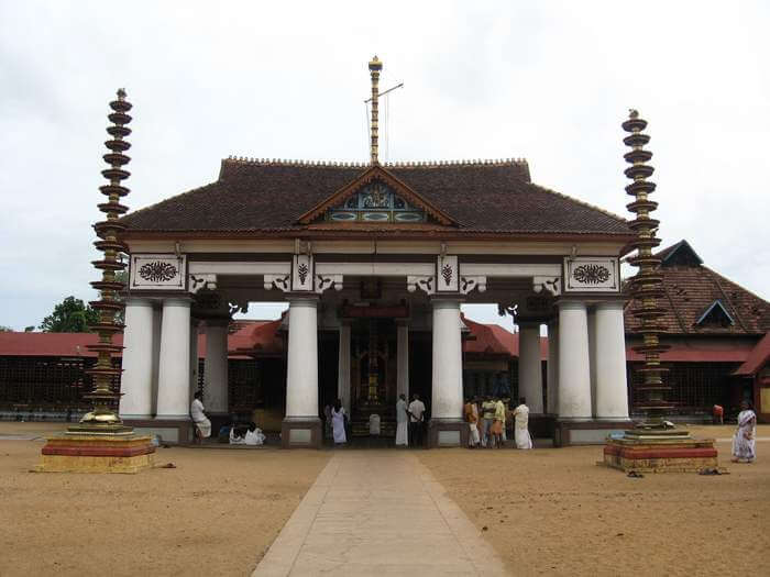 The beautifies back facade of Ernakulam Mahadeva Temple - One of the religious places to see in Cochin