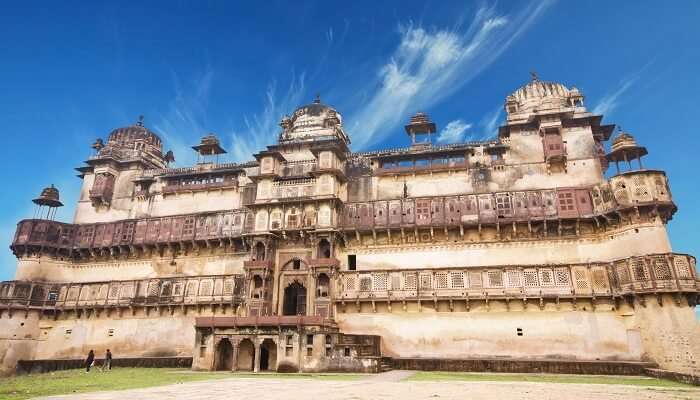 The popular Jehangir Mahal in Orchha