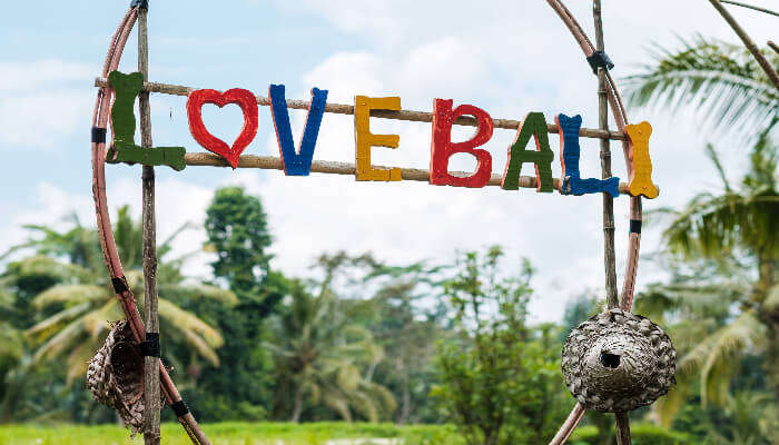 Love Bali sign