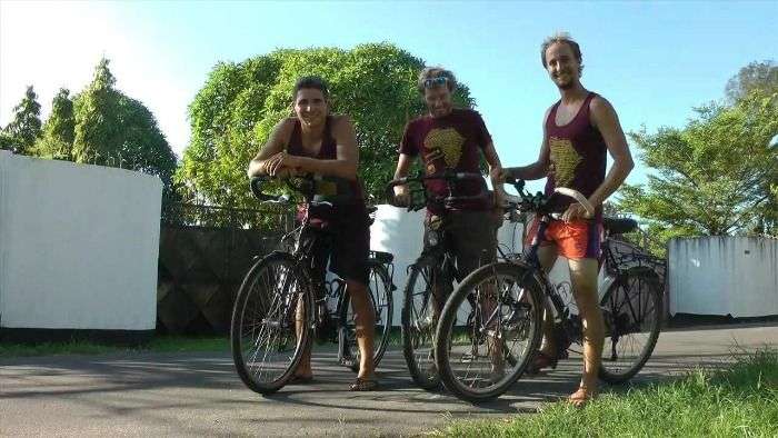 Daring Dynamos - Touring the world on two wheels