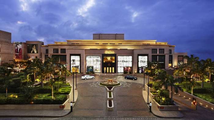 One of the most luxurious malls of Delhi - DLF Emporio
