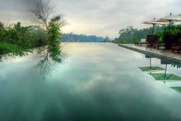 15 Sexiest Infinity Pools In Asia You Ll Never Want To Get Out Of