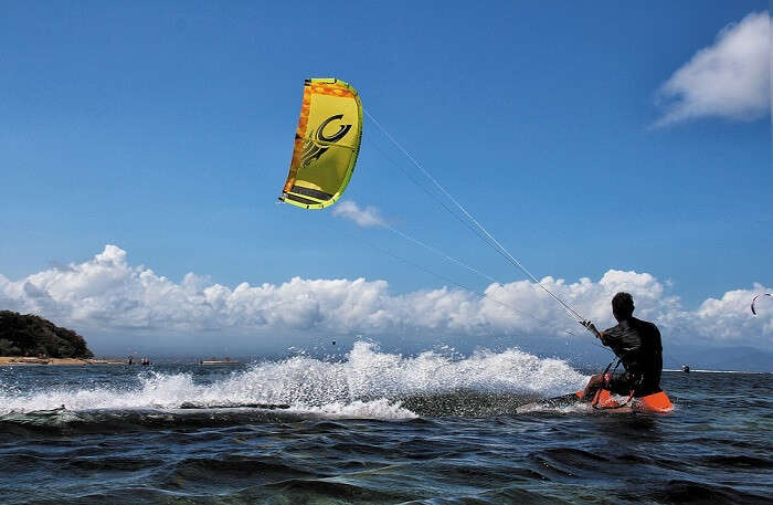 Watersurfing in Sanur