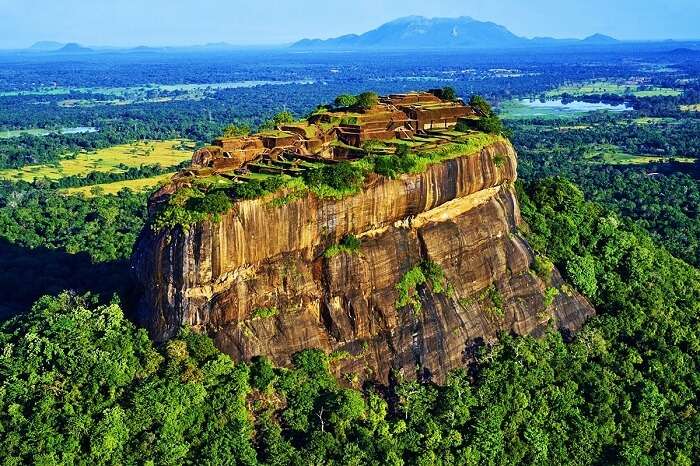 30 Most Beautiful Places In Sri Lanka 2020 Traveltriangle