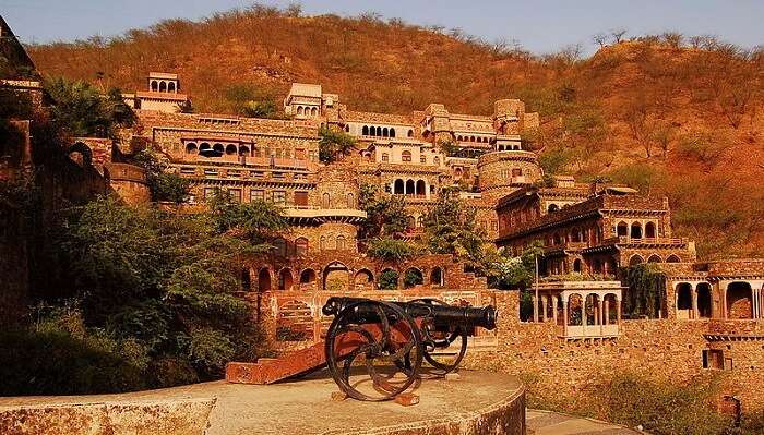 Neemrana Fort Palace, Neemrana