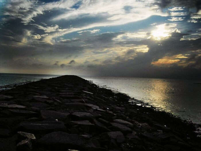 Promenade Beach during monsoons in Pondicherry