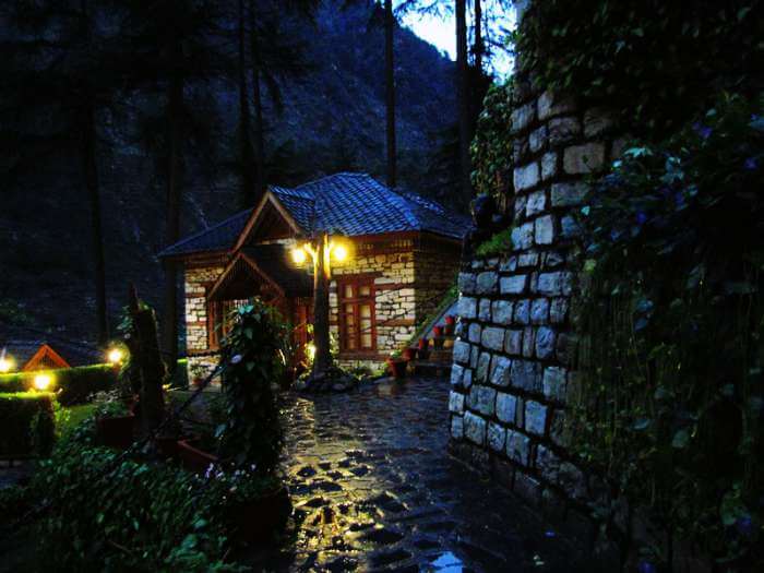 A beautiful cottage on a rainy evening in Kasol.