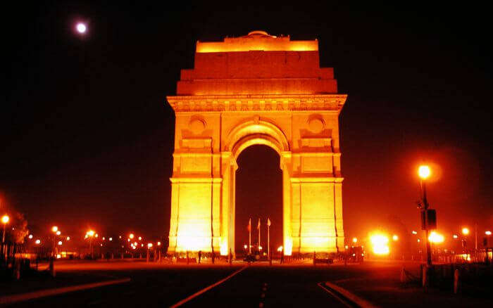The most romantic place in Delhi at night, India Gate