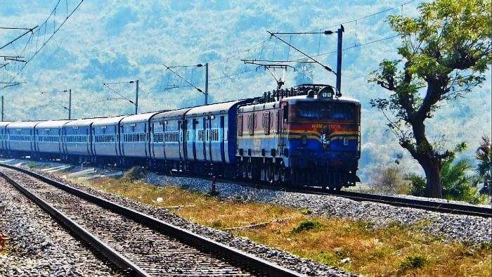 Vishakha Express on the one of the most mesmerising rail routes in India - Bhubaneshwar to Brahmapur