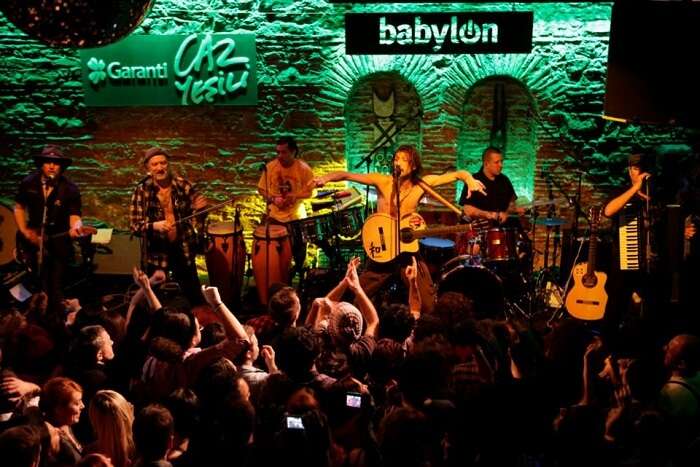 Live performance at Babylon bar