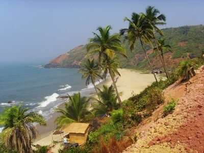 arambol beach view, one of the best places to visit in North Goa