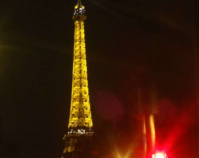 Eiffel Tower in the night