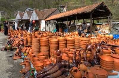 pottery shop in bicholim