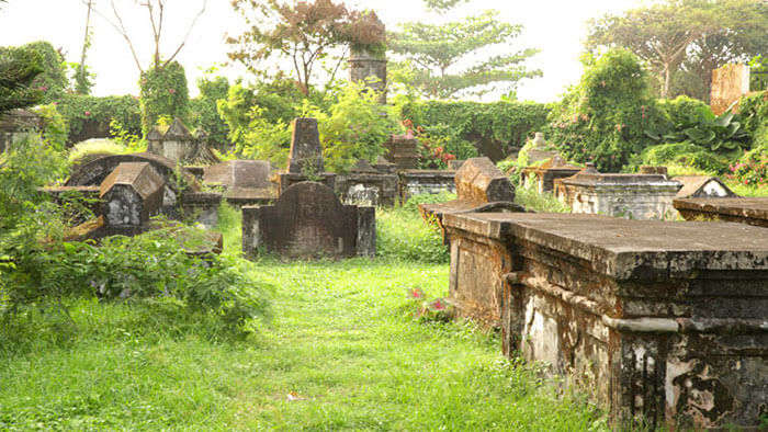 Dutch Cemetery in Kochi