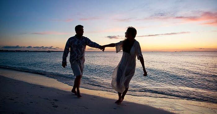 Couples in love at romantic getaways near Mumbai