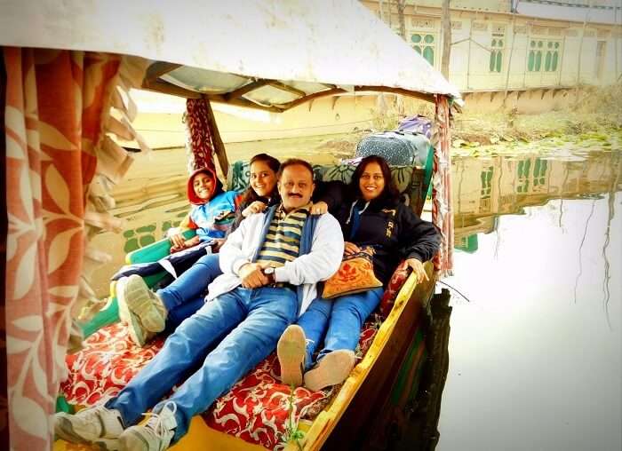 Sharad and his family do the Shikara ride in Srinagar