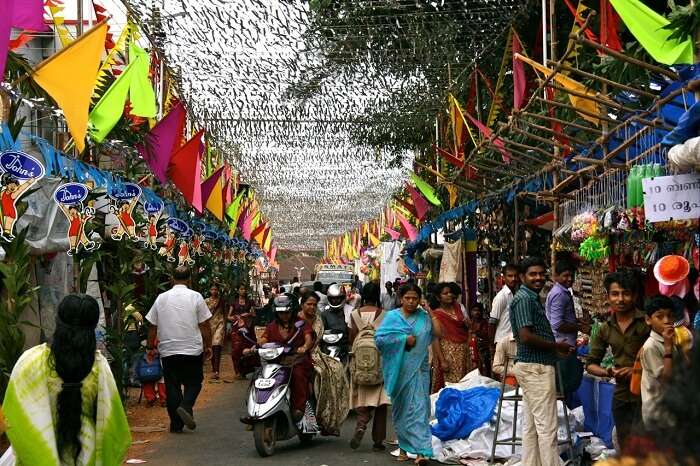 The colorful market in the Alappuzha