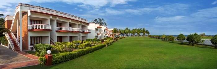 a panoramic view of the ideal beach resort in chennai
