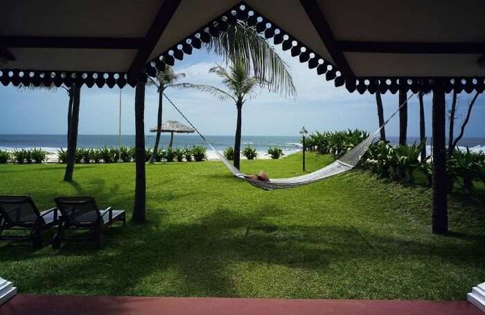 beach view and a hammock at Vivanta by Taj Fisherman's Cove