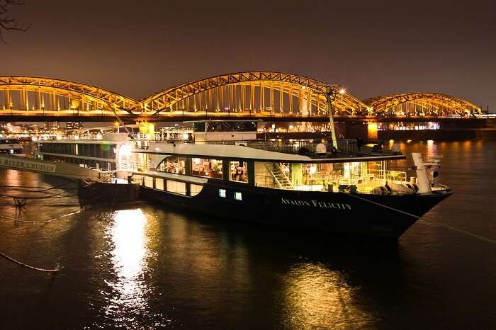 A night shot of the Avalon Felicity at Cologne in Germany