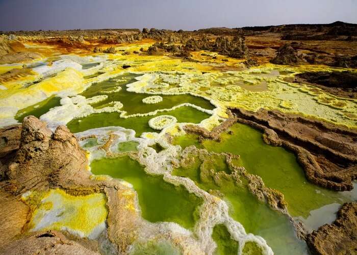 Venturesome walk on the acid pools