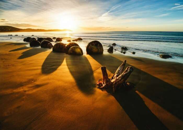 Mesmerizing beauty of Koekohe beach in New Zealand