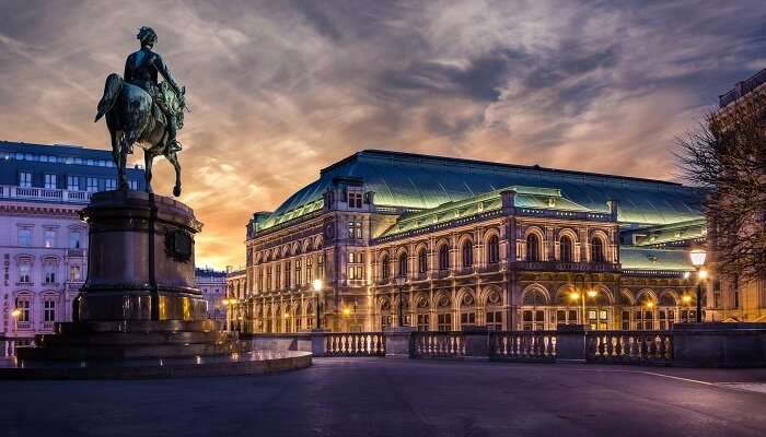 A snap of the iconic Vienna state opera at dawn in Austria