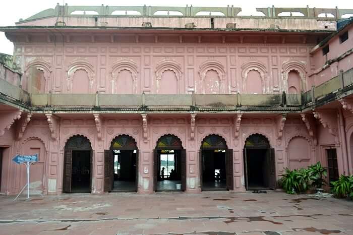 Courtyard of Man Mandir Observatory