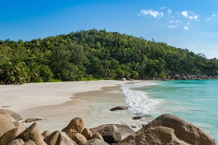 beach in seychelles