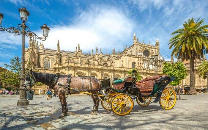  Horse-drawn carriage in Seville
