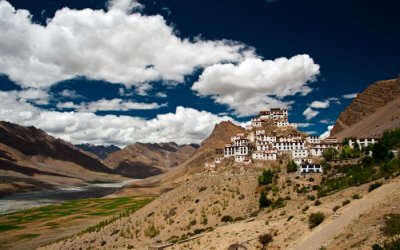 A majestic view of Spiti Valley which is one of the famous honeymoon spots in June to explore