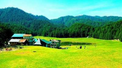 A wonderful view of Khajjiar, one of the best places to visit in India in April