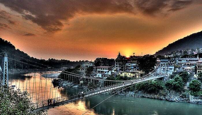 Rishikesh_-_Lakshman_Jhula