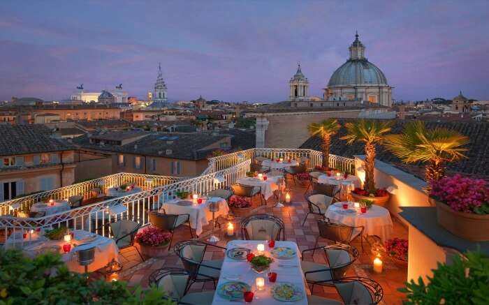 Romantic setting in a restaurant in Rome