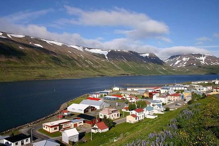 Kirkegård gift halt 10 Best Places To Visit In Iceland