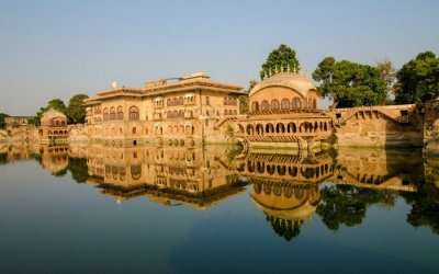 Deeg Palace in Bharatpur by a lake ss18052017