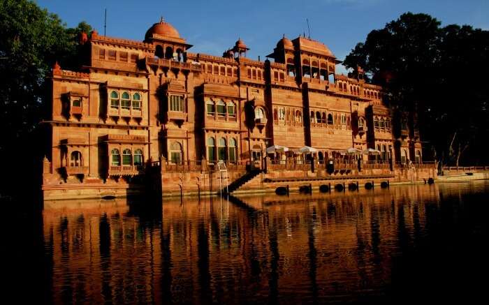 Gajner Palace by a lake in Bikaner