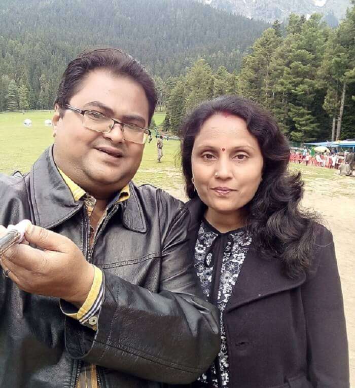 rakesh and his wife have fun pahalgam