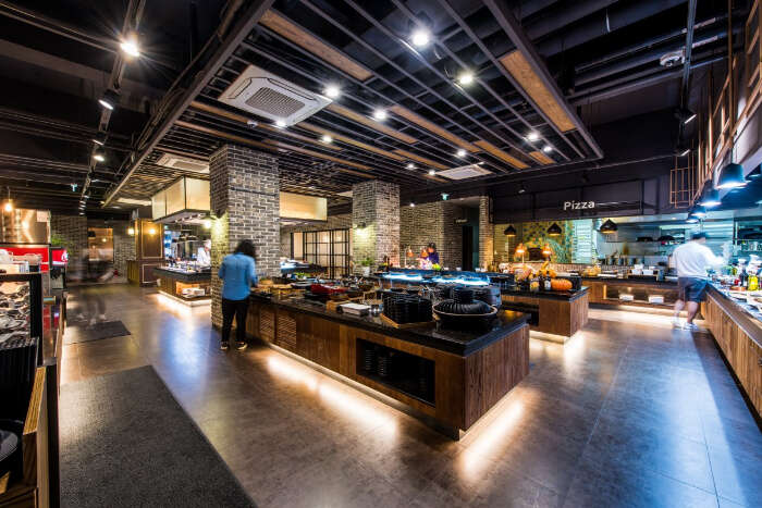 Restaurants_ Enjoy A Romantic Meal