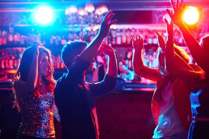 Explore the best nightlife in melbourne to know why it's the most attractive city in the world