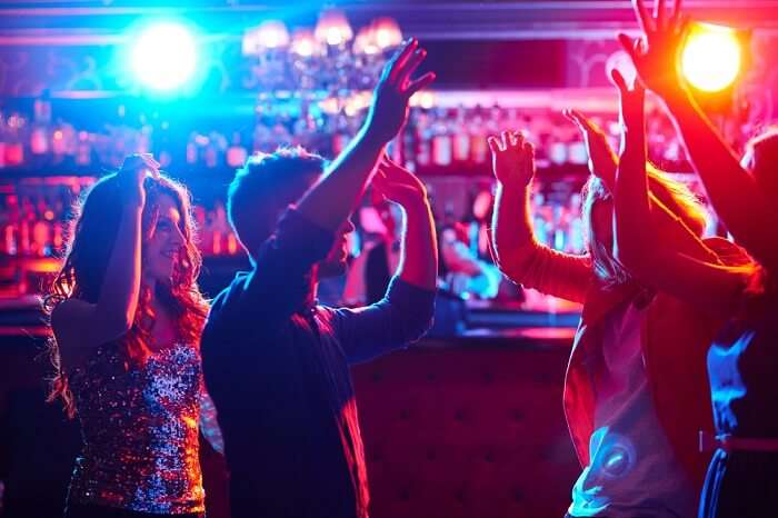 explore the best nightlife of melbourne