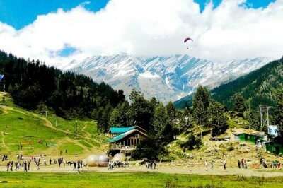 Manali is a popular holiday destination with most ravishing and scenic views