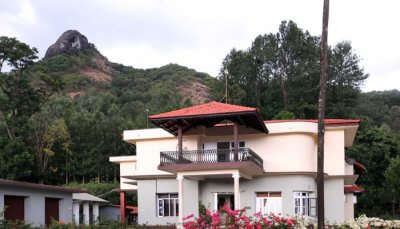 Bettadamalali Estate Homestay offers a comfortable stay and known as one of the best homestays in Chikmagalur