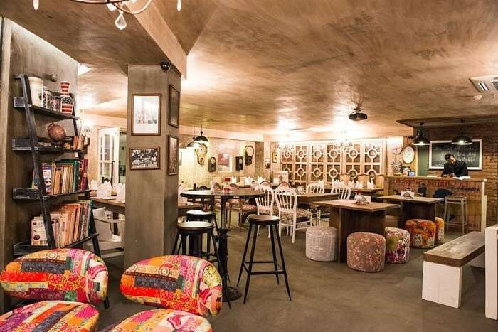 dine under the awesome ambiance and decor of Mamu's Infusion