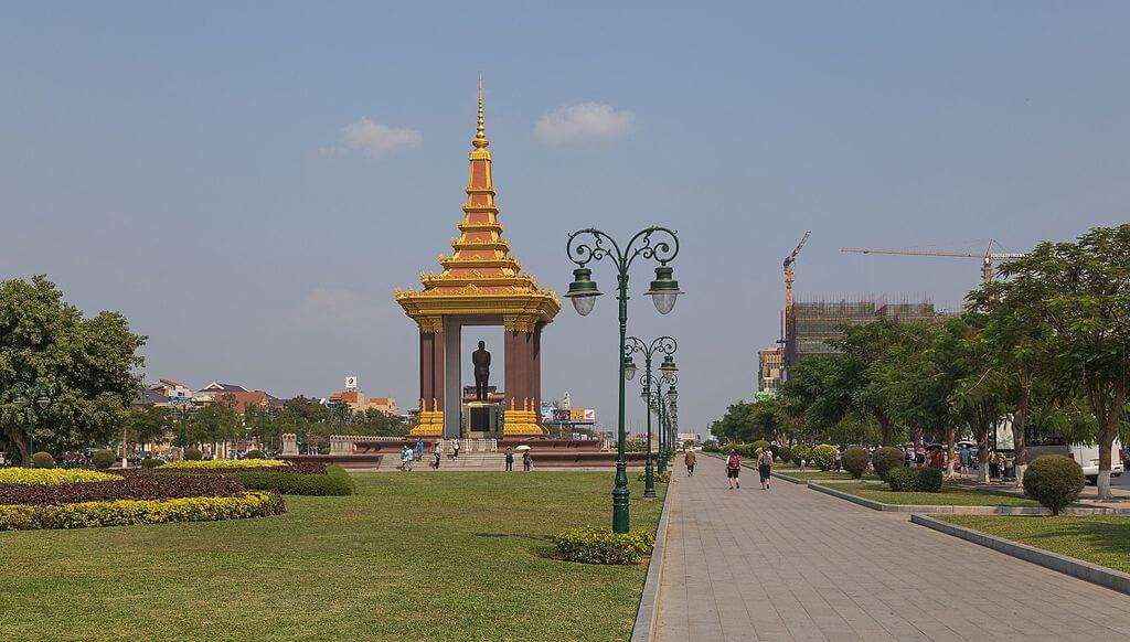 Statue of King Father Norodom Sihanouk